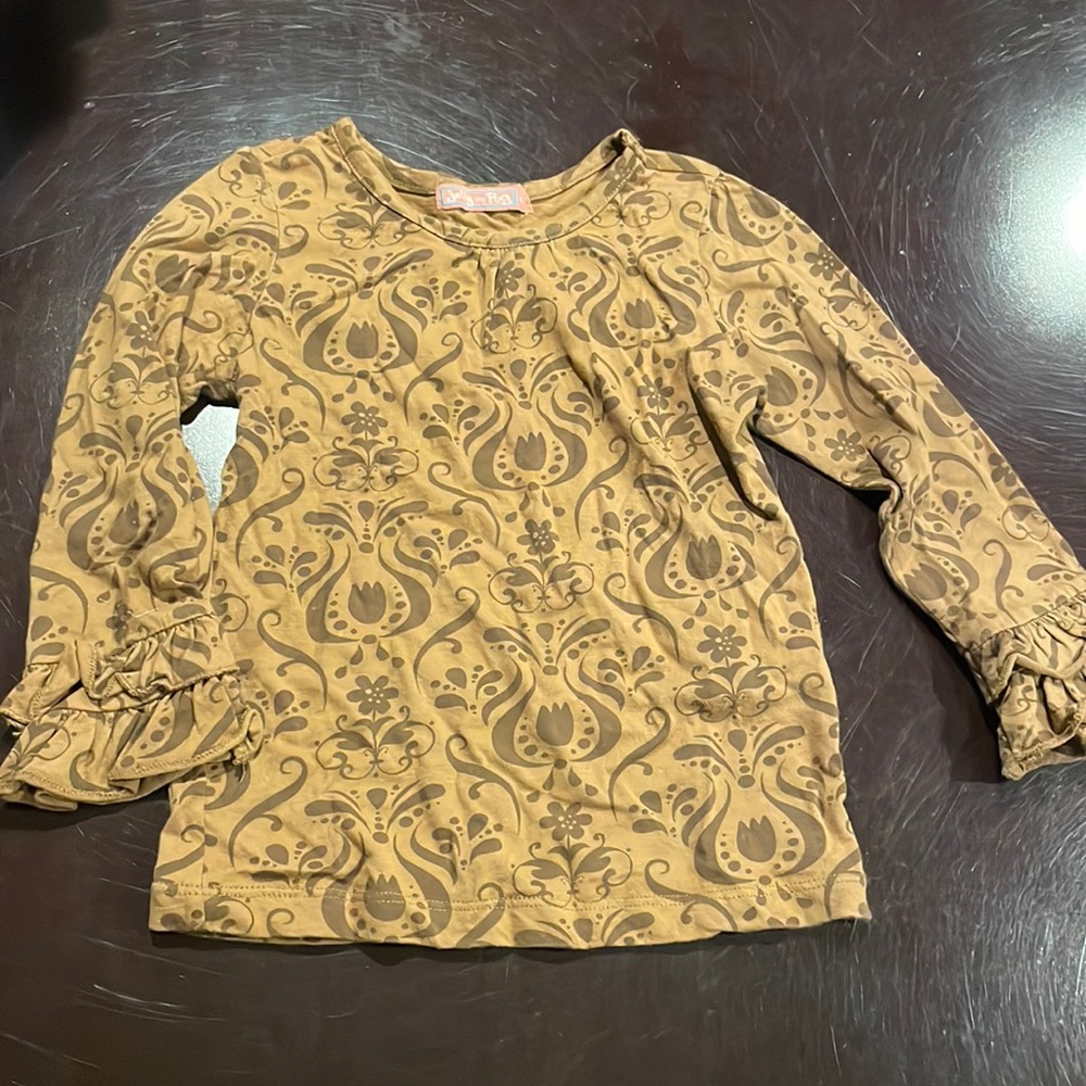 Jelly the Pug girls king sleeve shirt with ruffle sleeves size 4 EUC